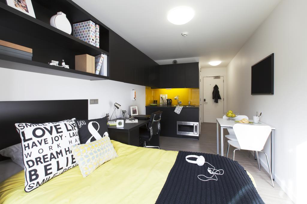 Pure Citystay Hammersmith London Exterior photo
